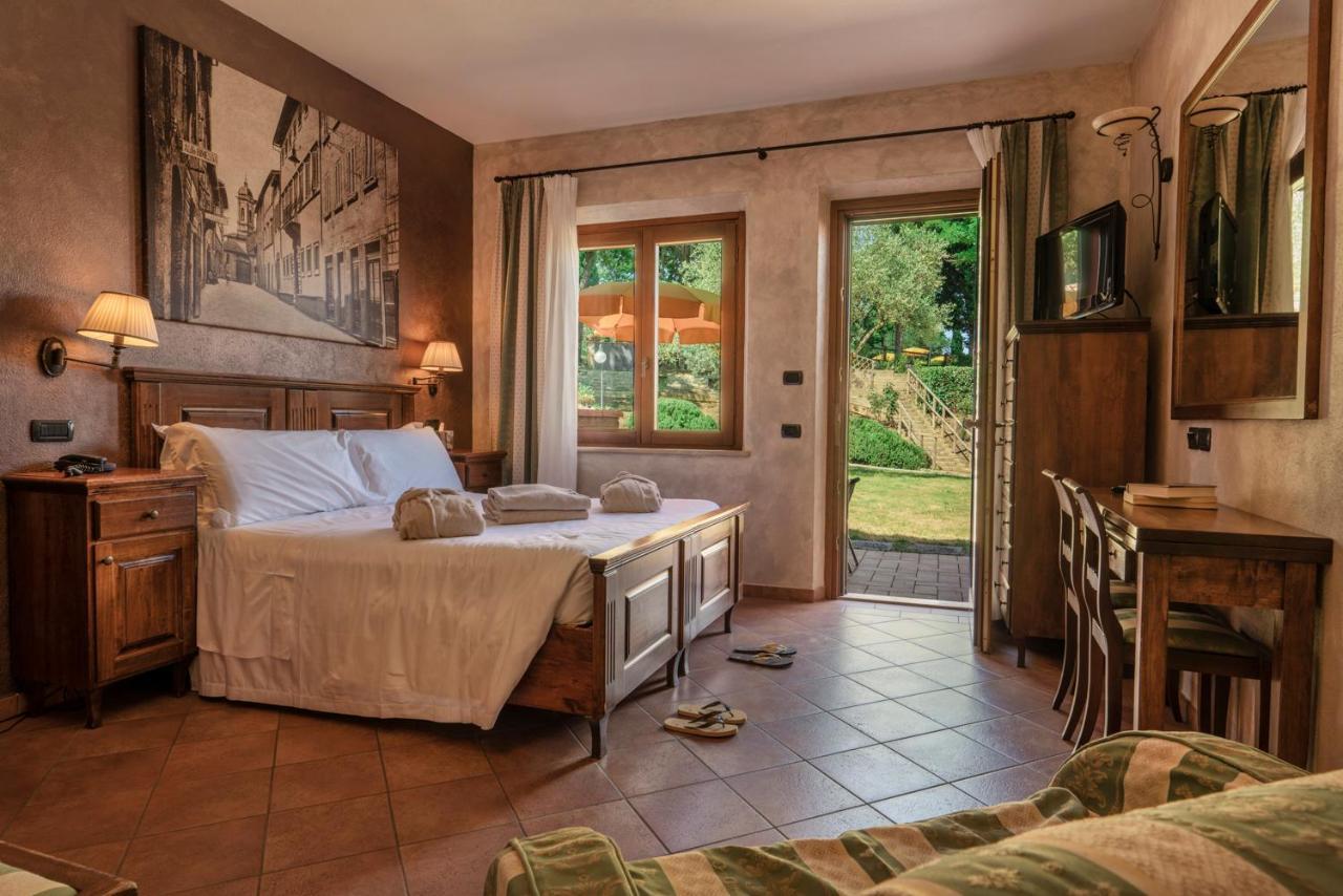 Casanova - Wellness Center La Grotta Etrusca Hotel San Quirico d'Orcia Exterior photo