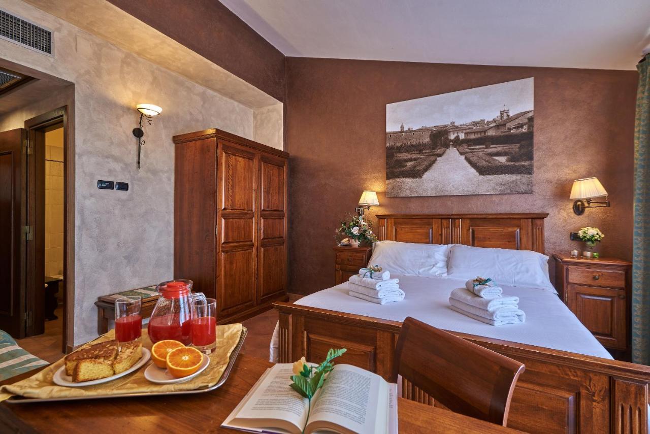 Casanova - Wellness Center La Grotta Etrusca Hotel San Quirico d'Orcia Exterior photo
